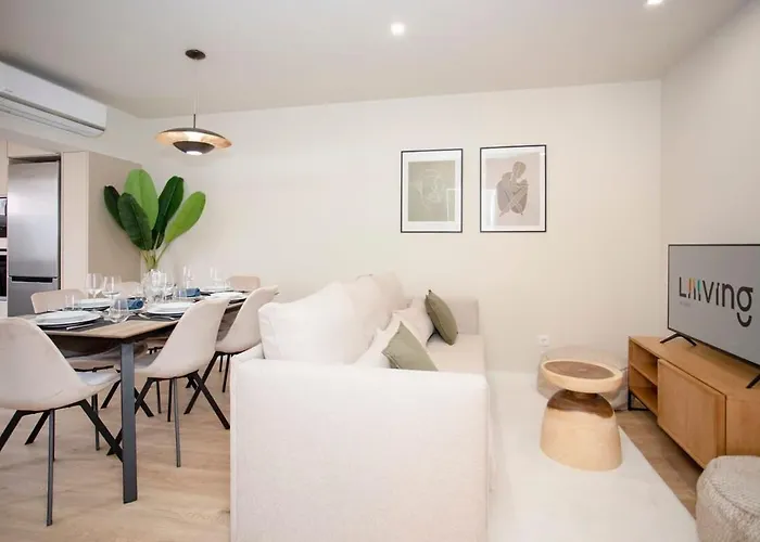 Liiiving In - Uptown Pearl * 波尔图