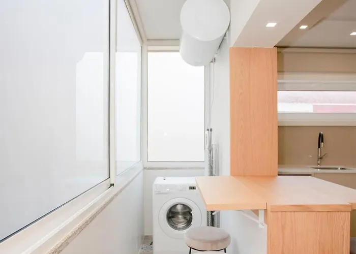 Liiiving In - Uptown Pearl * 波尔图