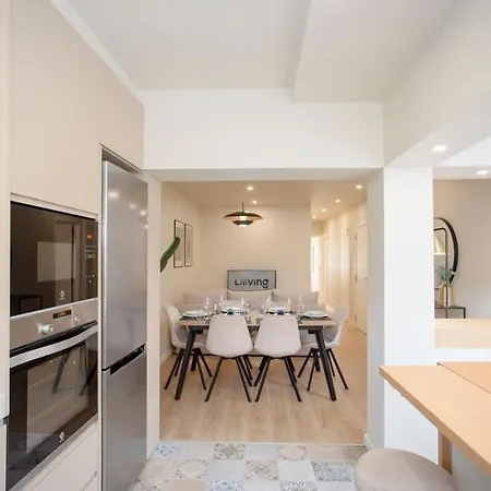 Liiiving In - Uptown Pearl Apartment Porto