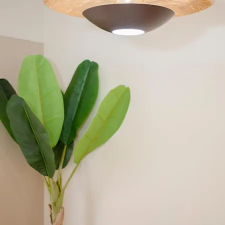 Liiiving In - Uptown Pearl *