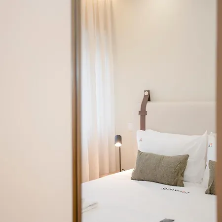 Liiiving In - Uptown Pearl * Porto