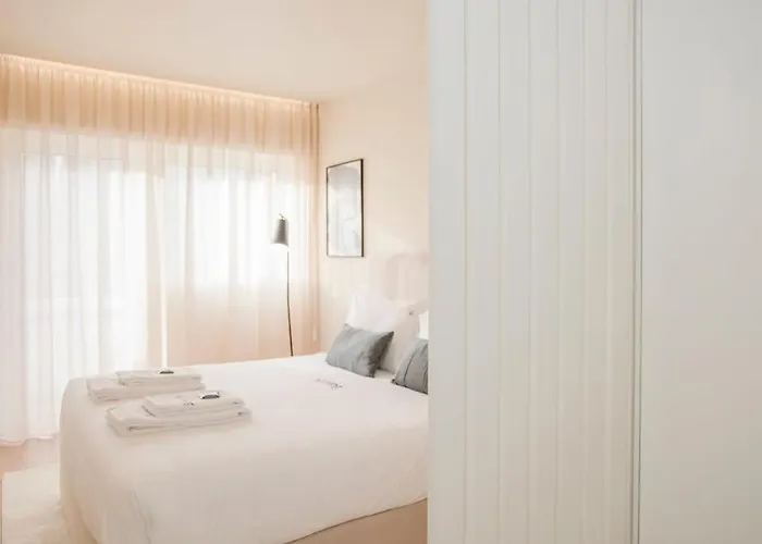 Liiiving In - Uptown Pearl Apartamento *