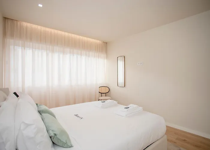 Liiiving In - Uptown Pearl Lejlighed Porto