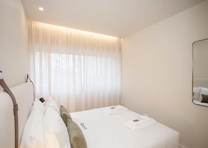 Liiiving In - Uptown Pearl * Porto