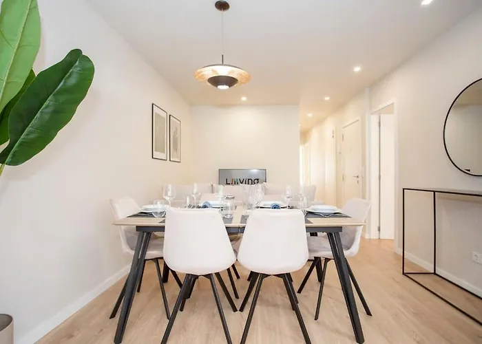 Liiiving In - Uptown Pearl Apartamento Porto