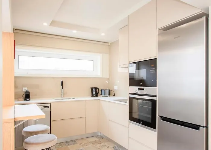 Liiiving In - Uptown Pearl Apartamento Porto